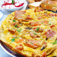 Omelette complet au saucissont